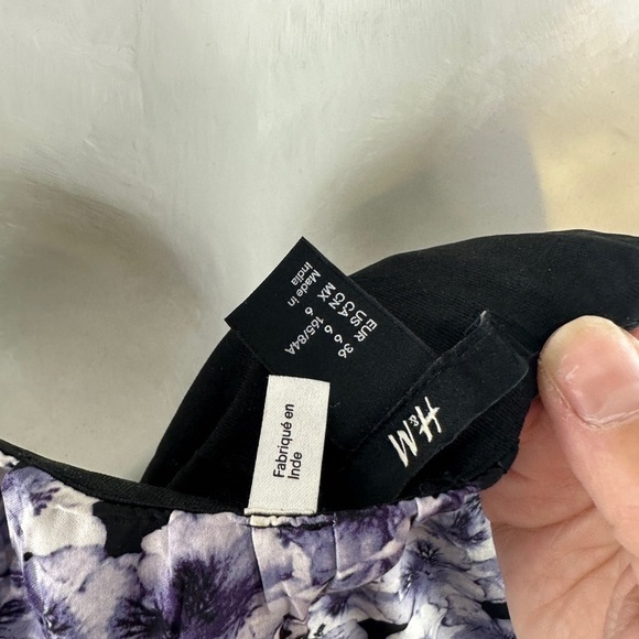 H&M | Floral Polyester Scoop Neck Sleeveless Casual Knee Length Dress sz 6 - Picture 10 of 13